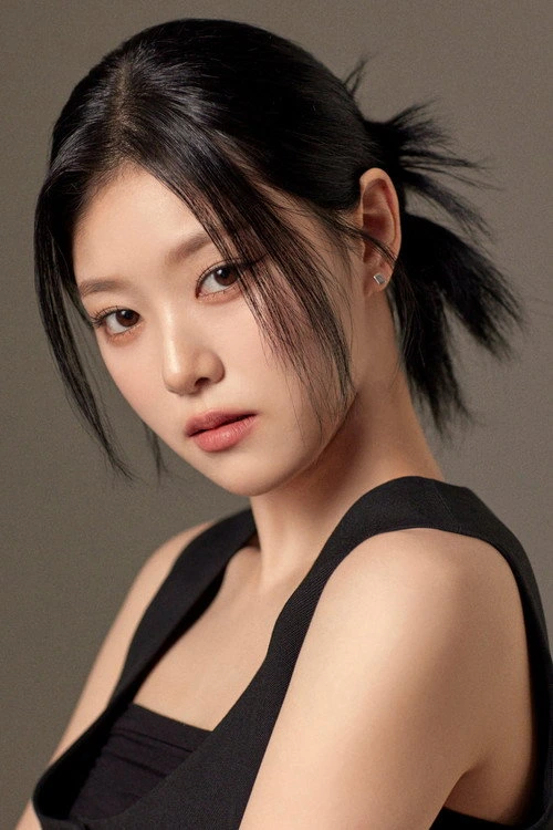 현진 (2000년 11월)