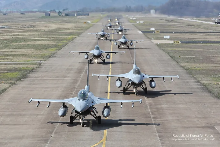 KF-16